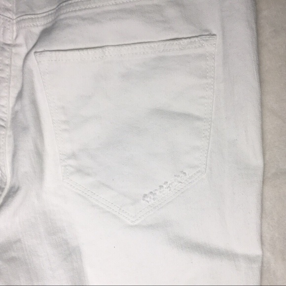 NWT White Distressed Skinny Jeans- H&M Divide - Picture 8 of 8